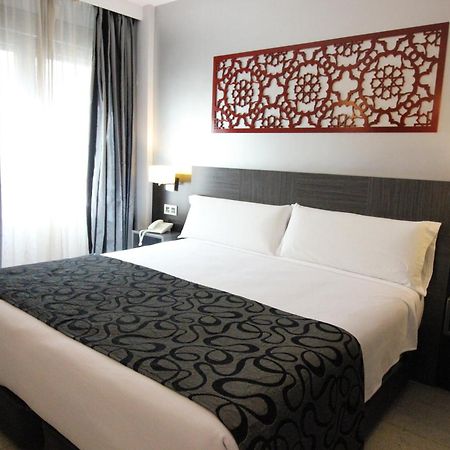 Hotel Venecia Sewilla Zewnętrze zdjęcie