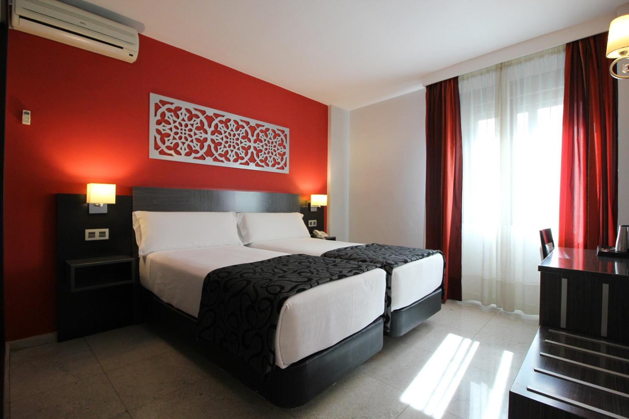 Hotel Venecia Sewilla Zewnętrze zdjęcie