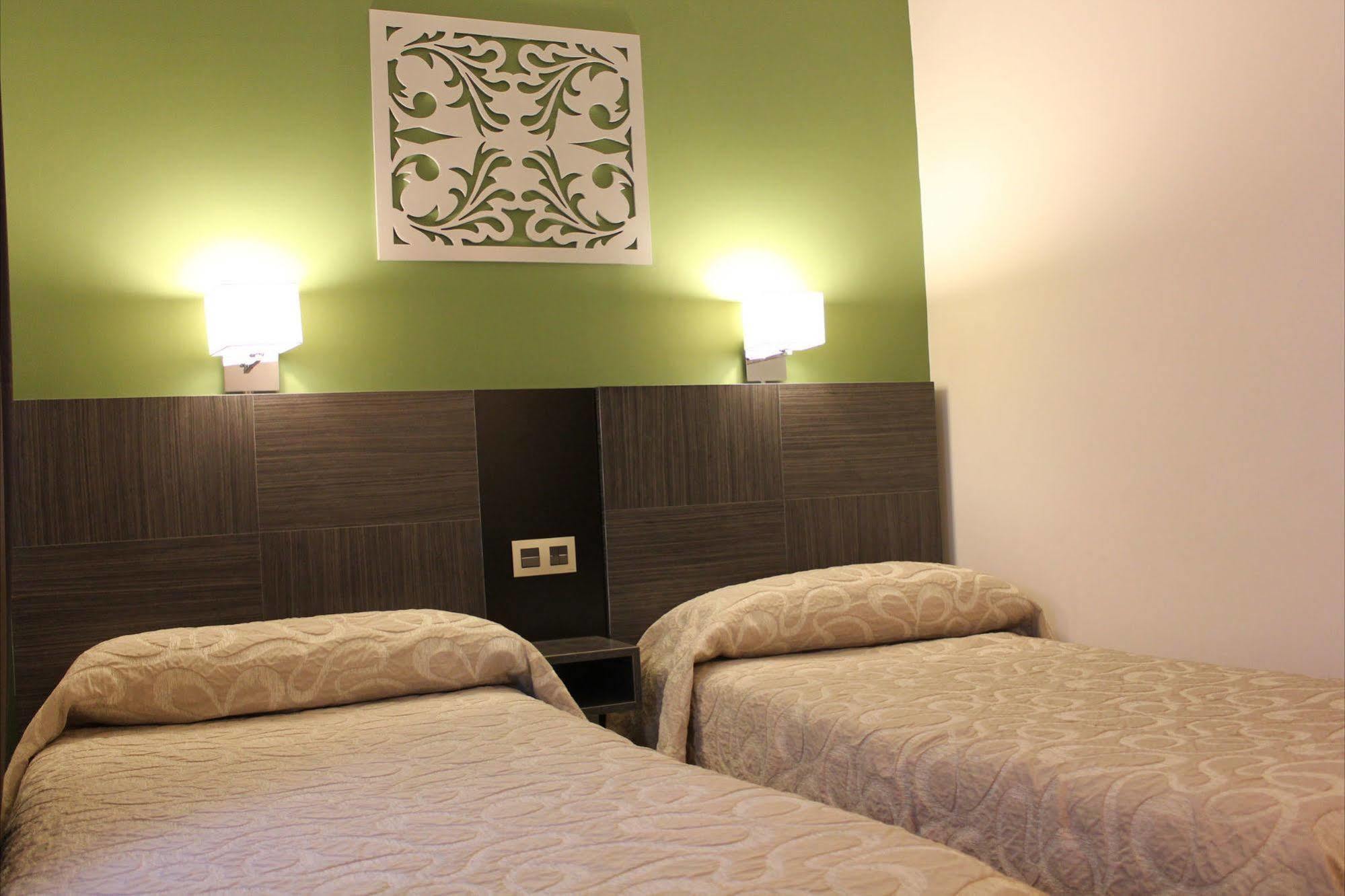 Hotel Venecia Sewilla Zewnętrze zdjęcie